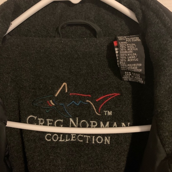Greg Norman jacket. Polyester outer with wool lining - Picture 2 of 2